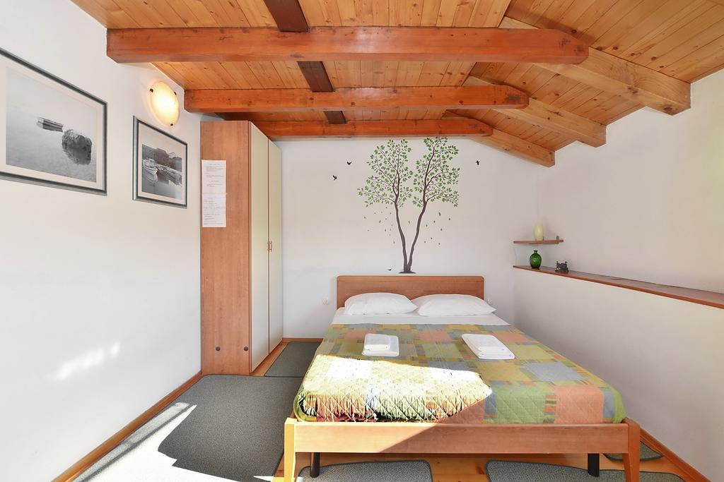Apartments Mirabella Omiš Екстериор снимка