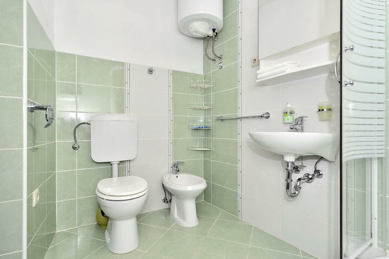 Apartments Mirabella Omiš Екстериор снимка